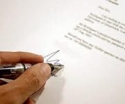 O currículo deve acompanhar a carta de apresentação. Carta de apresentação