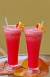 Aprenda a receita de suco termogênico de morango.